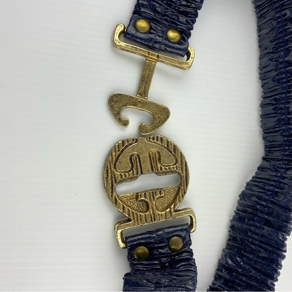 Vintage Enrico Coveri Stretch Belt Navy Blue with Brass EC clasp - Picture 5 of 6